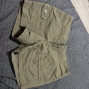 The North face women’s shorts, dark green